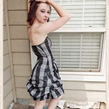 Avery_Greyson-Roof_Top Avery_Greyson-Roof_Top