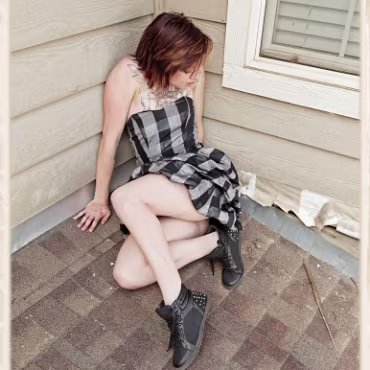 Avery_Greyson-Roof_Top Avery_Greyson-Roof_Top