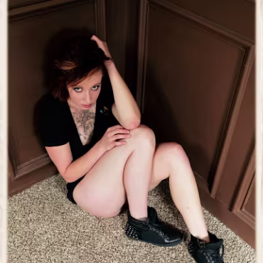 Avery_Greyson-The_Nude_Shoot Avery_Greyson-The_Nude_Shoot