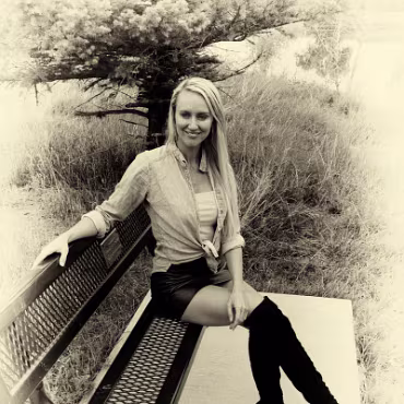 Chelsea Marie Bandw 09 23 2022 002