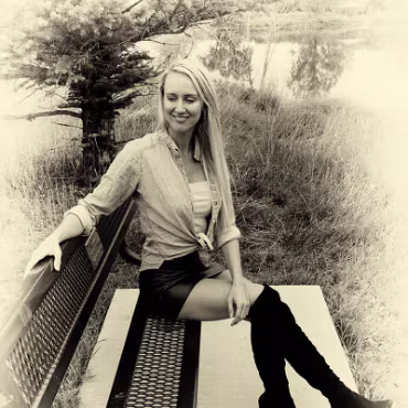 Chelsea Marie Bandw 09 23 2022 003