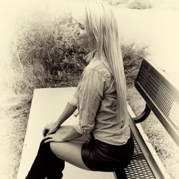 Chelsea Marie Bandw 09 23 2022 011