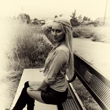 Chelsea Marie Bandw 09 23 2022 013