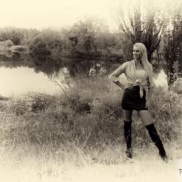 Chelsea Marie Bandw 09 23 2022 021