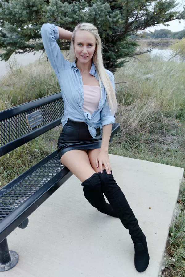 Chelsea Marie 09 23 2022 009 