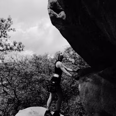 Dagney Simir Hales Dagney Simir Hales