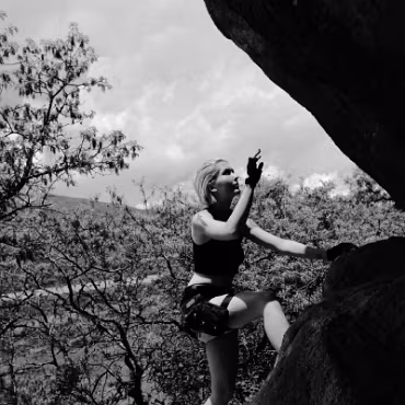 Dagney Simir Hales Dagney Simir Hales