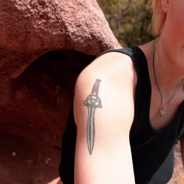 Dagney Simir Hales Dagney Simir Hales