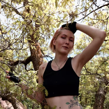 Dagney Simir Hales Dagney Simir Hales