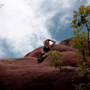 Dagney Simir Hales Dagney Simir Hales