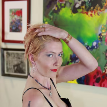 Dagney Simir Hales Dagney Simir Hales