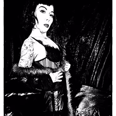 April_Teaze_3-03-10-2023-006