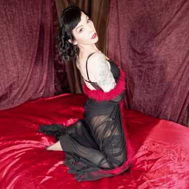 April_Teaze_3-03-10-2023-011