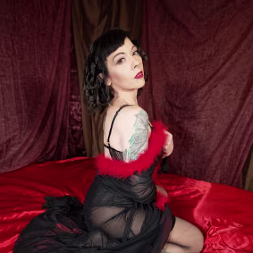 April_Teaze_3-03-10-2023-004