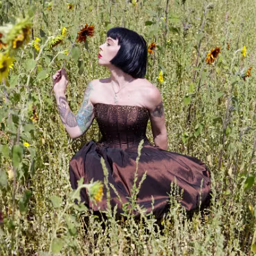 April Teaze 08 31 2022 073