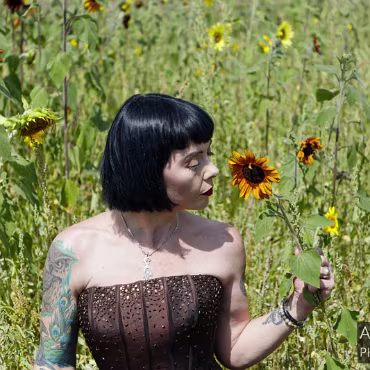 April Teaze 08 31 2022 077