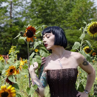 April Teaze 08 31 2022 083