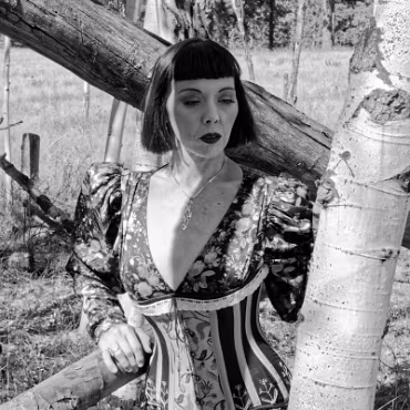 April_Teaze_Ii_B_And_W-10-17-2022-015