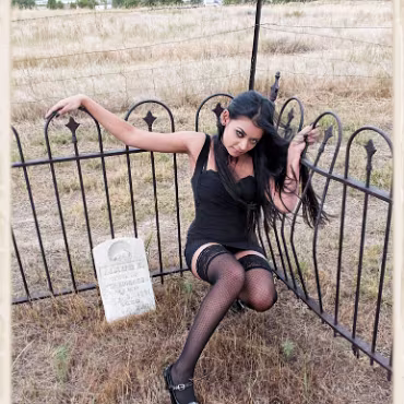 Cyn (with me) What a great time we had putting together our first shoot. A gorgous model on a windswept day.