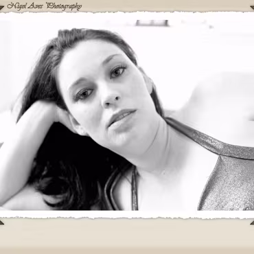 Dangerous Curves The many facits of sara cate as we spend an afternoon photographing/