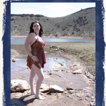 Dangerous Curves The many facits of sara cate as we spend an afternoon photographing/