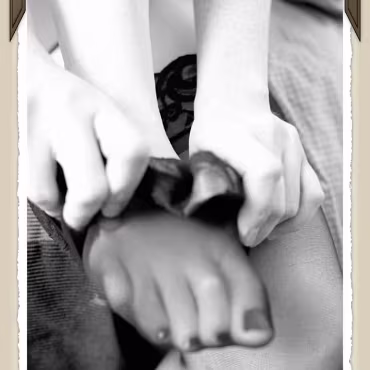 Dangerous Curves The many facits of sara cate as we spend an afternoon photographing/