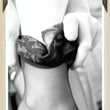 Dangerous Curves The many facits of sara cate as we spend an afternoon photographing/