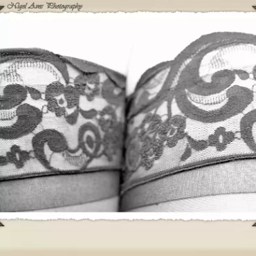 Dangerous Curves The many facits of sara cate as we spend an afternoon photographing/