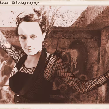 Heather Brown - Part 2 Our 2nd shoot together worked perfectly. Heather wanted to shoot at the 