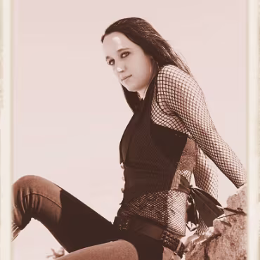 Heather Brown - Part 2 Our 2nd shoot together worked perfectly. Heather wanted to shoot at the 