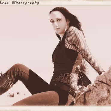 Heather Brown - Part 2 Our 2nd shoot together worked perfectly. Heather wanted to shoot at the 