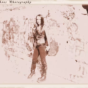 Heather Brown - Part 2 Our 2nd shoot together worked perfectly. Heather wanted to shoot at the 