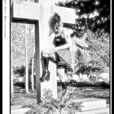 Jenae and Skot A lazy afternoon in Denver Colorado with Jeanae and Skot.