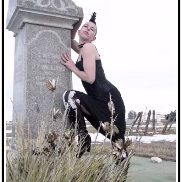 Lola Carmen Listerine Now here is attitude and poise at it's best.