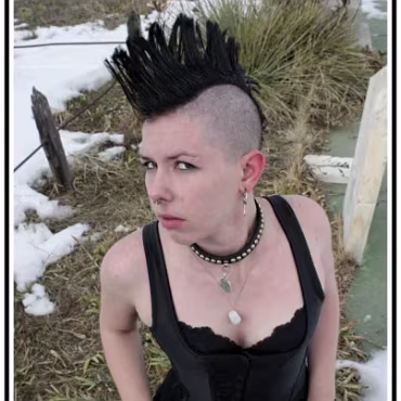 Lola Carmen Listerine Now here is attitude and poise at it's best.