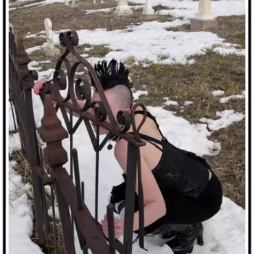 Lola Carmen Listerine Now here is attitude and poise at it's best.