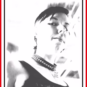 Lola Carmen Listerine Now here is attitude and poise at it's best.