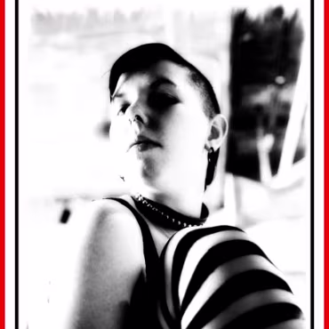 Lola Carmen Listerine Now here is attitude and poise at it's best.