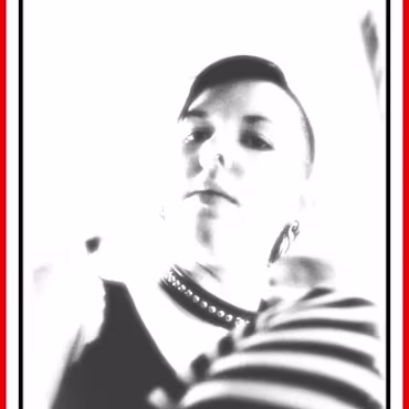 Lola Carmen Listerine Now here is attitude and poise at it's best.