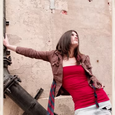 Lucy (in the sky) A trip around 