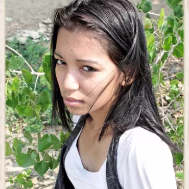 Maria A quick shoot in Loveland by the Lake.