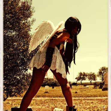 Ningyoo - Fallen Angel Our first shoot and everything went according to plan! Ningyoo, is a wonderful person but she also oozes modeling tallent . This was our first shoot together,...