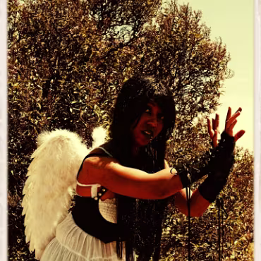 Ningyoo - Fallen Angel Our first shoot and everything went according to plan! Ningyoo, is a wonderful person but she also oozes modeling tallent . This was our first shoot together,...