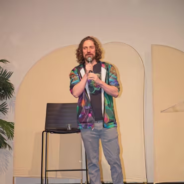 Catwalk_and_Crack-ups-16-05-2025-052