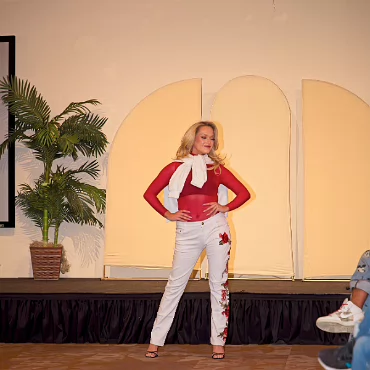 Catwalk_and_Crack-ups-16-05-2025-097 Fashion Show for Mental Health Day.�