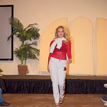 Catwalk_and_Crack-ups-16-05-2025-098 Fashion Show for Mental Health Day.�