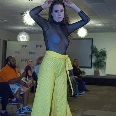 Catwalk_and_Crack-ups-16-05-2025-113 Fashion Show for Mental Health Day.�
