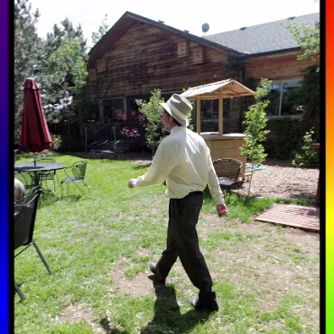 Burleque - April 2012 Burleque - April 2012