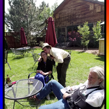 Burleque - April 2012 Burleque - April 2012