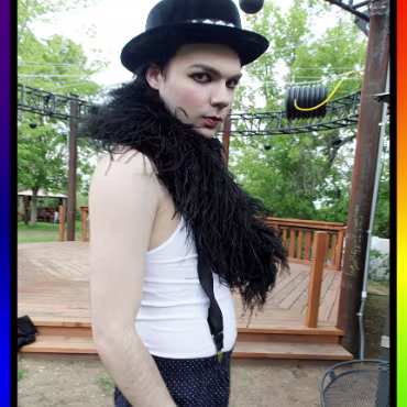 Burleque - April 2012 Burleque - April 2012